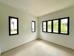 Dunearn Estate (D11), Semi-Detached #617599761